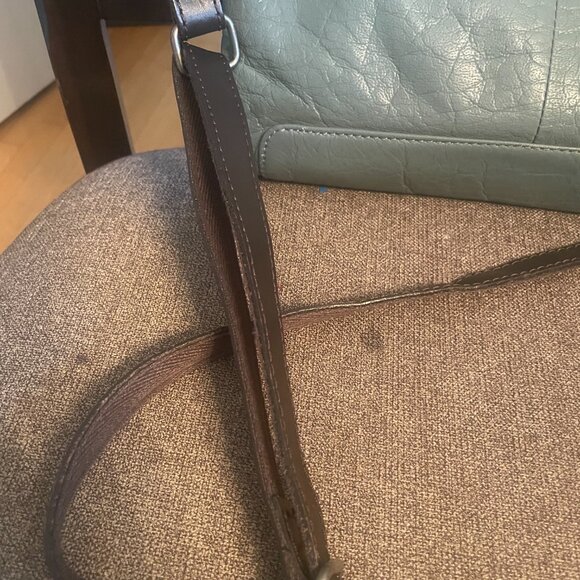 White Stuff Leather Navy crossbody handbag - Picture 6 of 10